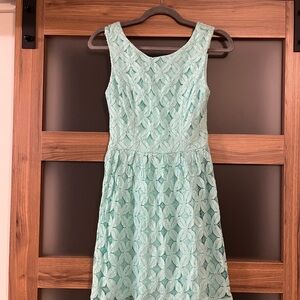 Casual Dress - Lace cutout in light green color